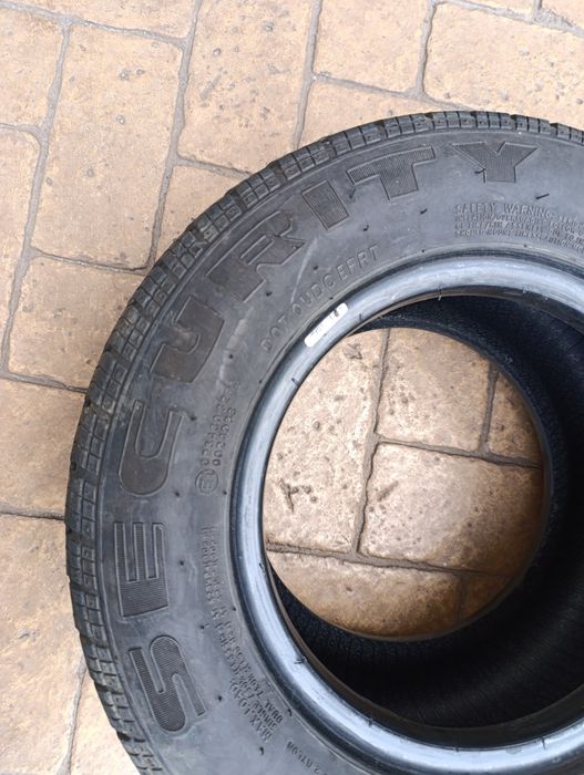 Гуми за платформа Security 195/55/10 C