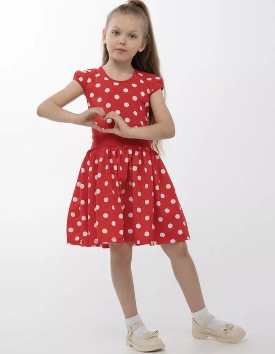 Новое.Платье красное в горошек