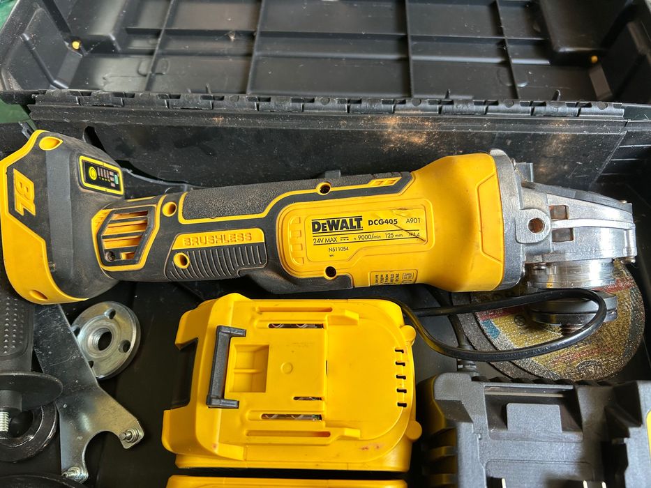 Vind flex Dewalt DCG405 (se opreste cand se incalzeste)