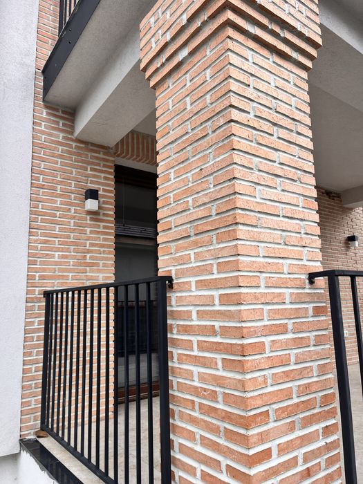 Caramida Aparenta Spania