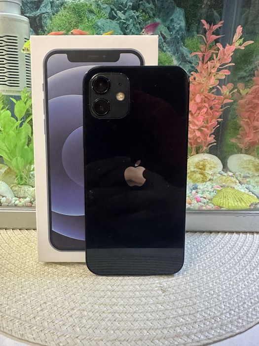 Продам IPhone 12 Black 64Gb