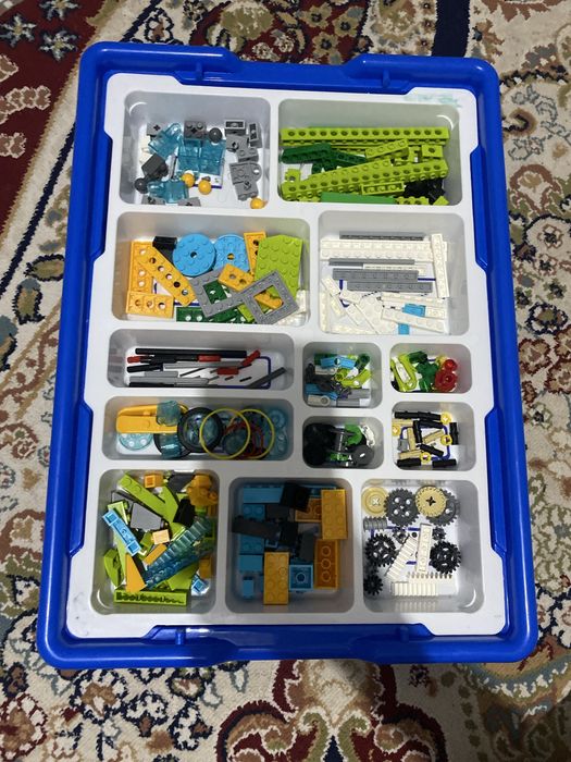 Продам лего Wedo 2.0