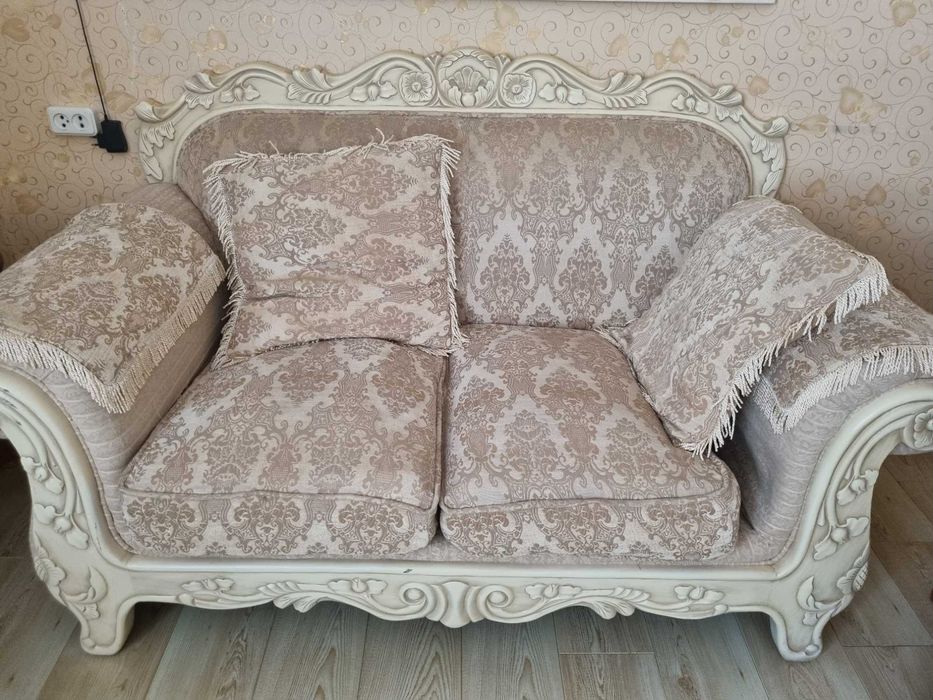 Диван, в отл состоянии, Малайзия