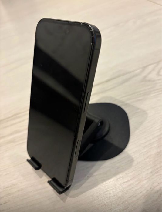 Iphone 16 pro impecabil