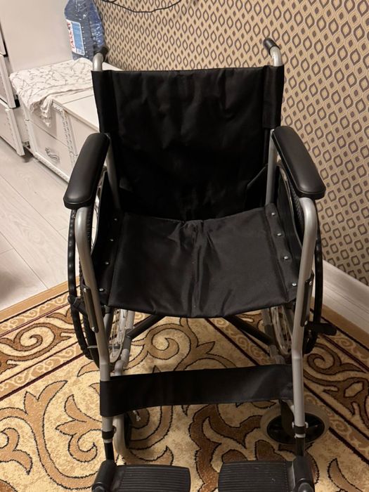 Инвалидная коляска