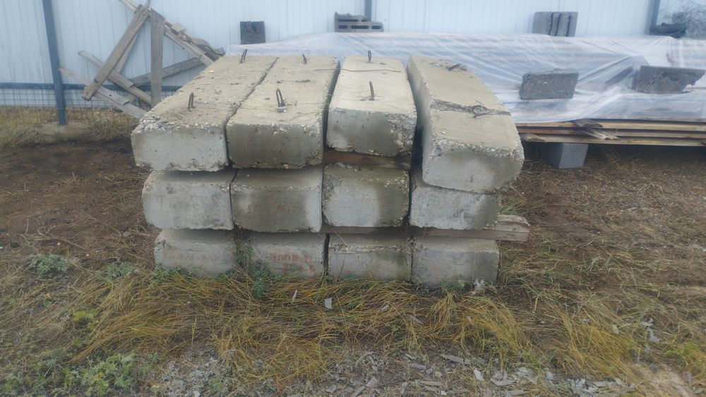 Перемычка фундаментный блокки