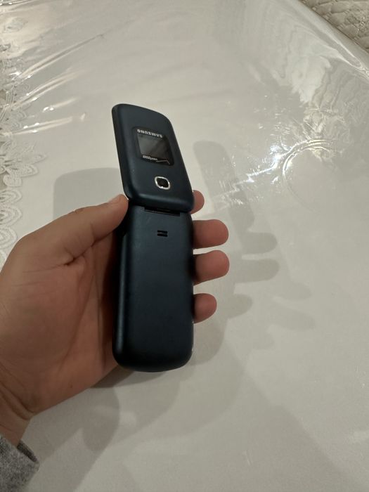 Verizon gusto 3 qora