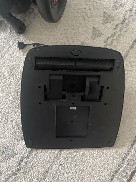 Volan Logitech Momo Racing