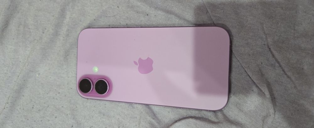 IPhone 16 pink 128 gb
