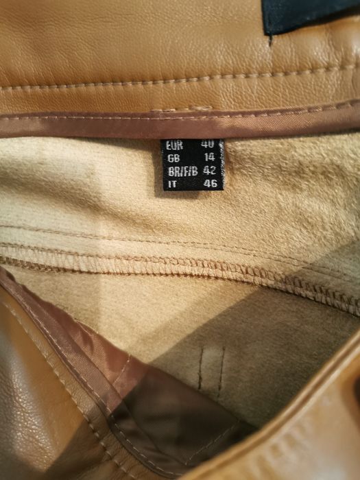 Pantaloni maro piele ecologica