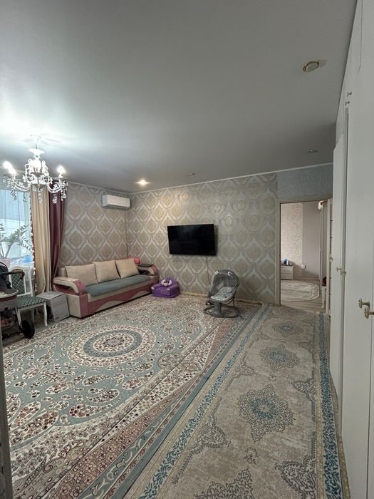 Продам квартиру Базовая 2/7