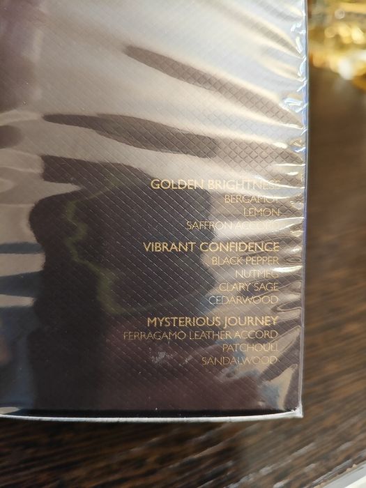 Парфюм Salvatore Ferragamo Spicy leather