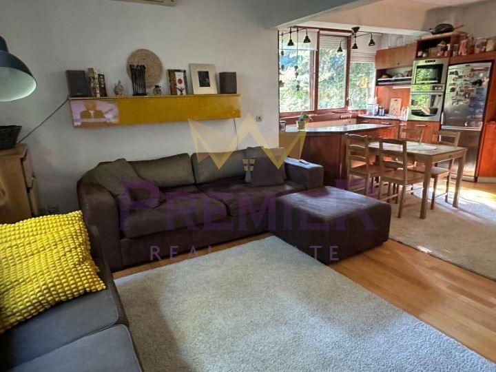 Продава се Тристаен апартамент в София, Лозенец - 99 кв.м за 4162 €/кв.м - Снимка #3