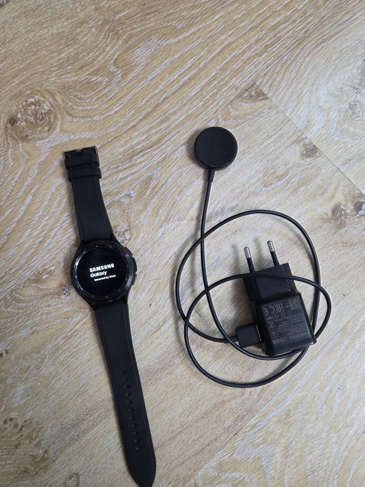 Продам часы Samsung Galaxy Watch 4