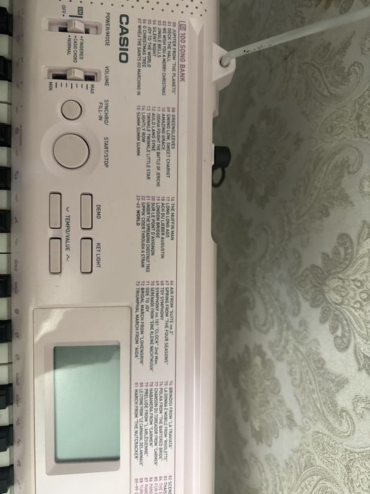 Синтезатор Casio