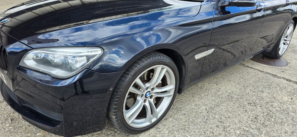 Dezmembrez BMW Seria 730D LCI F01 M pachet