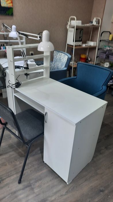 Продам рабочее место для нейл мастера