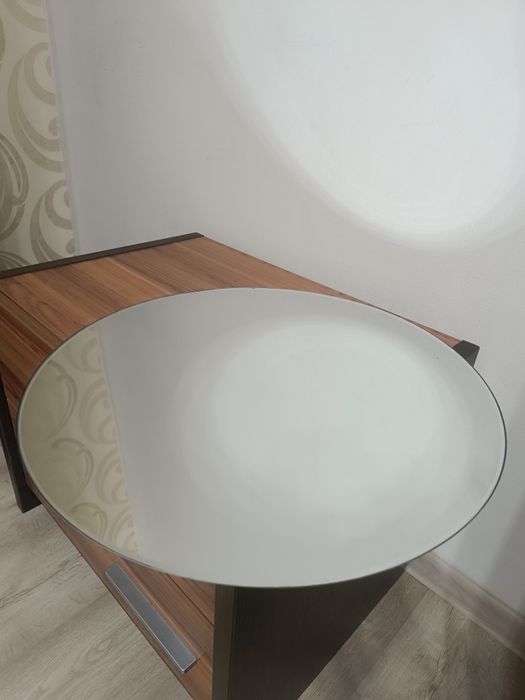 Круглое зеркало диаметр 50см.