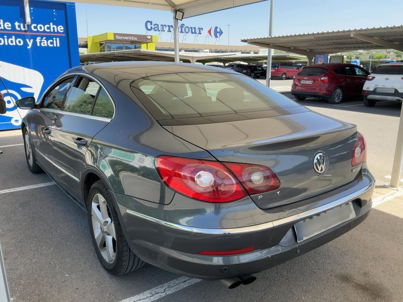 Volkswagen Passat CC 2.0 TDI BlueMotion Tech 2011