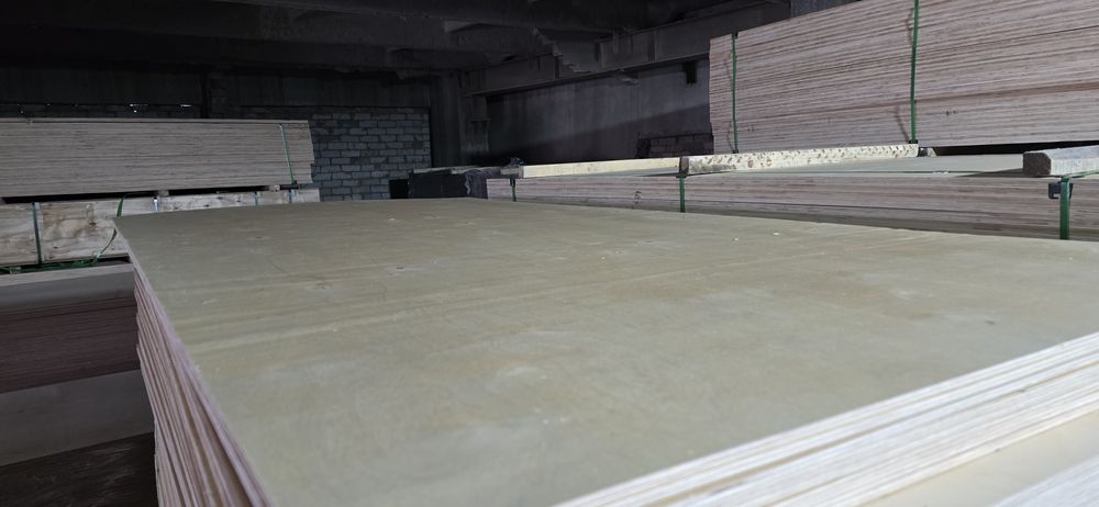 Продам фанеру 12мм береза