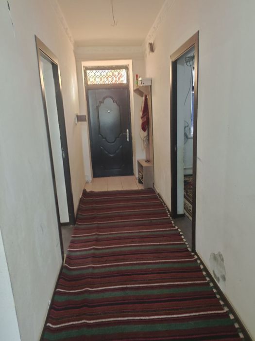 2 sotixlik katej sotiladi.