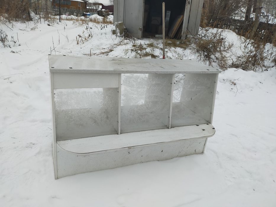 Ветрина для магазина.