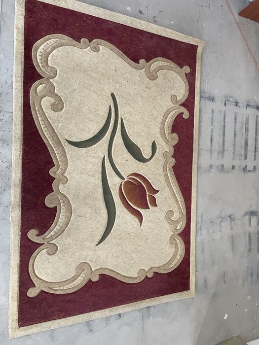 Продается ковер.