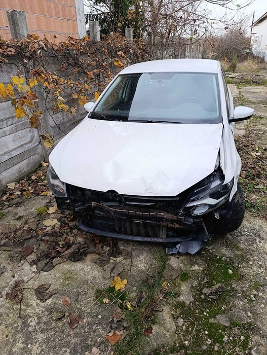 Dezmembrez volkswagen vw polo 6R 2011 1.4 bifuel benzina gaz cod CMAA