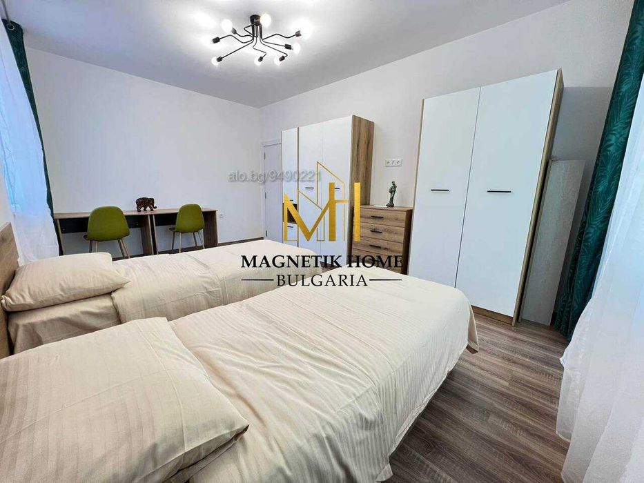 Дава се под наем Тристаен апартамент в Бургас, Център - 80 кв.м за 714 € - Снимка #5