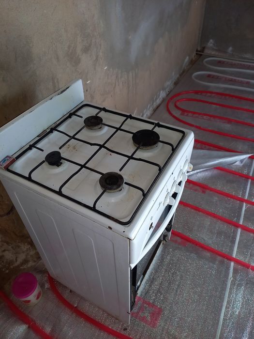 Газ плита продаётся
