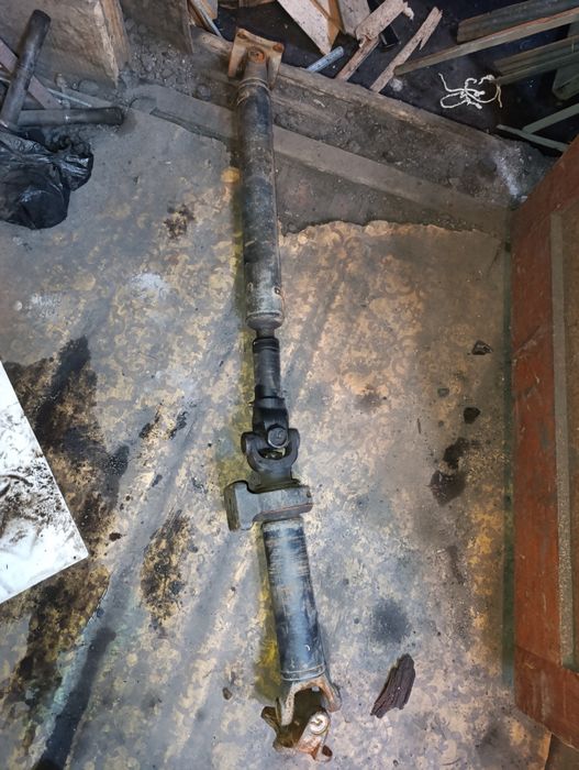 Продам кардан на Кайрон