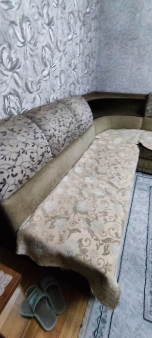 Продается раздвижная качественная мебель
