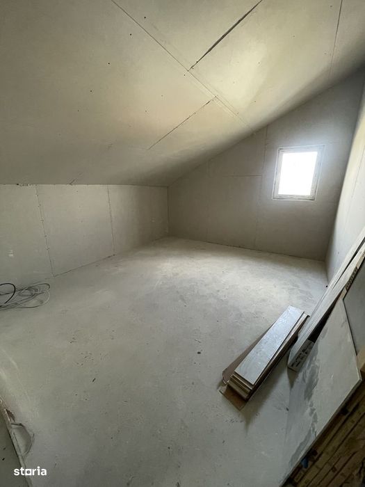 Casă 5 camere P+1+M, toate utilitățile, Safirului