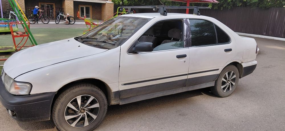 Продам Nissan Sunny FB14