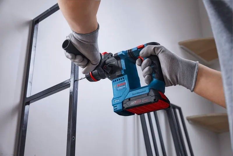 BOSCH original аккумуляторный перфоратор GBH 18V-18