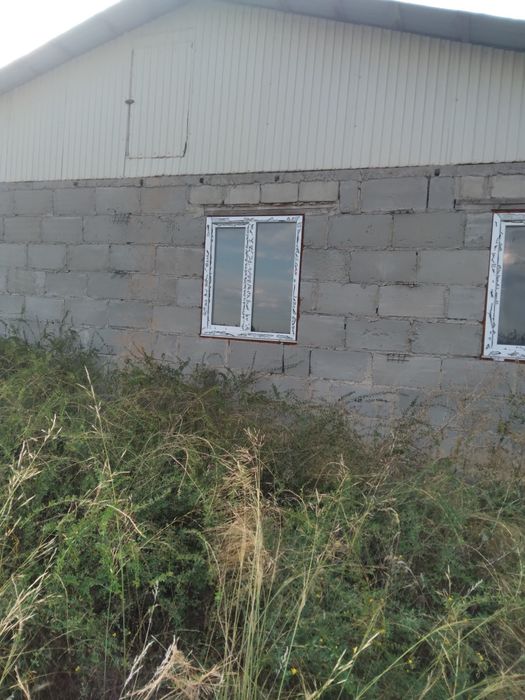 Продам дом в селе Саратовка