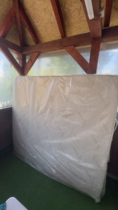 Saltea 200 x 180 Cu arcurcuri ortopedica