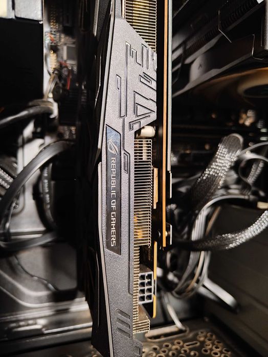 Gtx 1070 8Gb republic of gamers+2x8Gb ddr4 3200mhz
