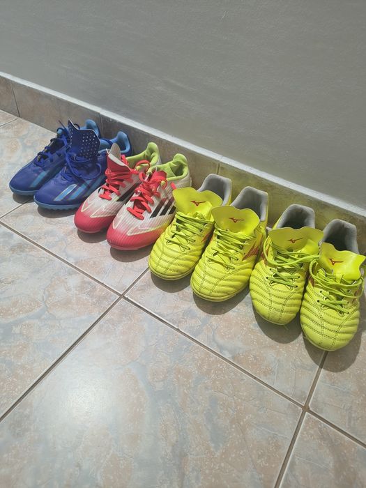 Ghete sintetic Adidas si Mizzuno Originals marimea 36 impecabili