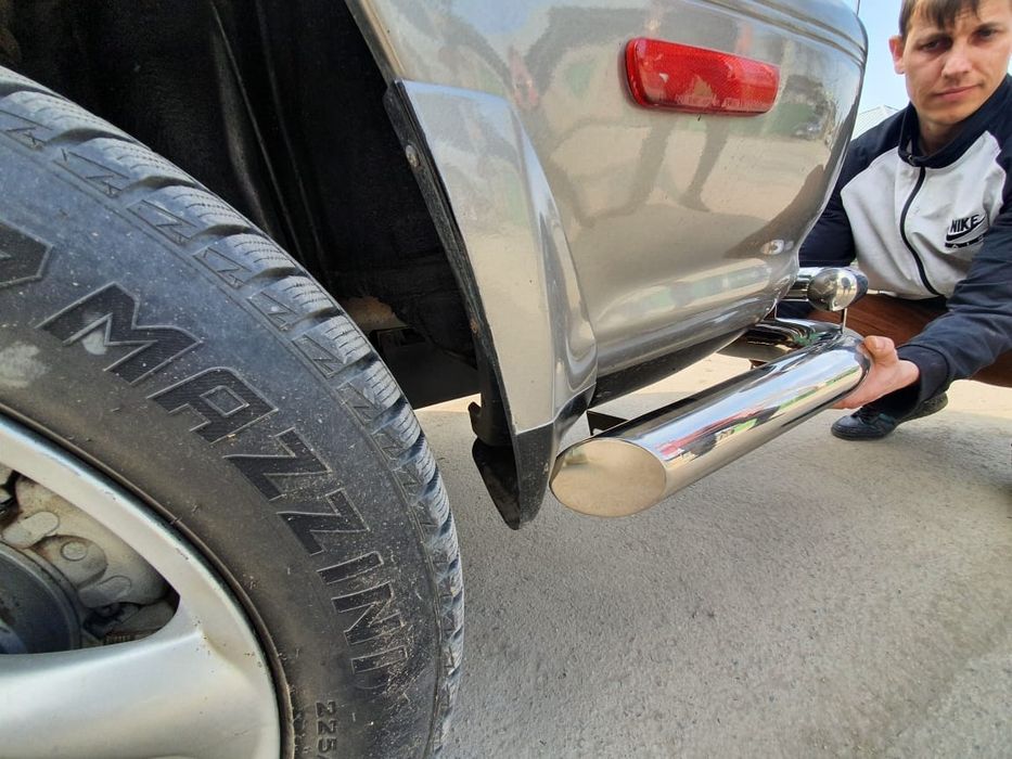 Задняя дуга/клыки Lexus Rx300