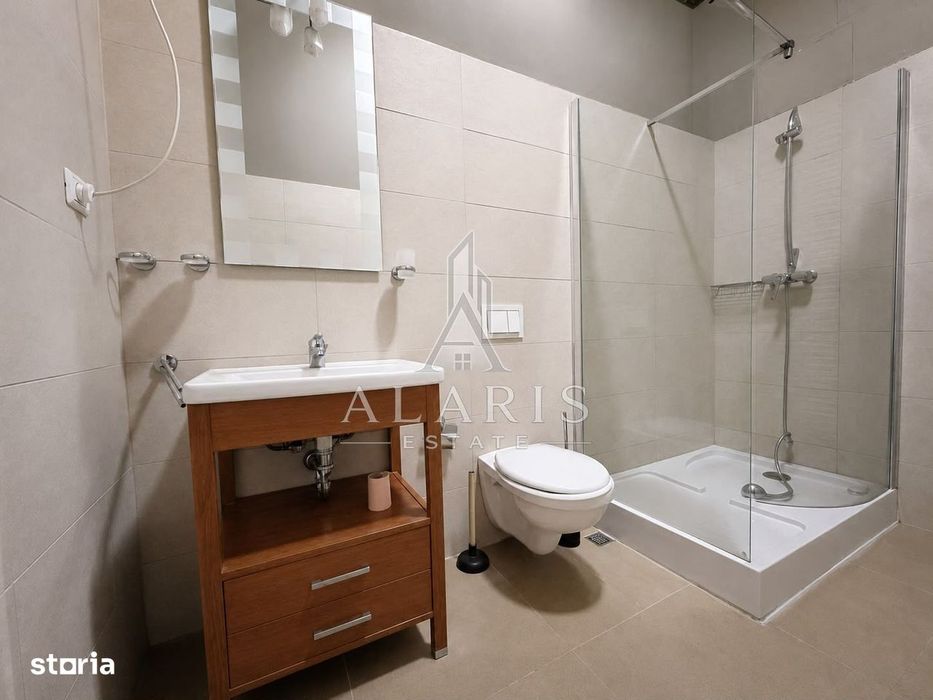 Apartament cu 5 camere, circular, in Piata Sf. Maria
