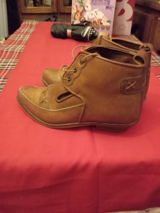 Ghete de iarnă, primăvară din piele naturala