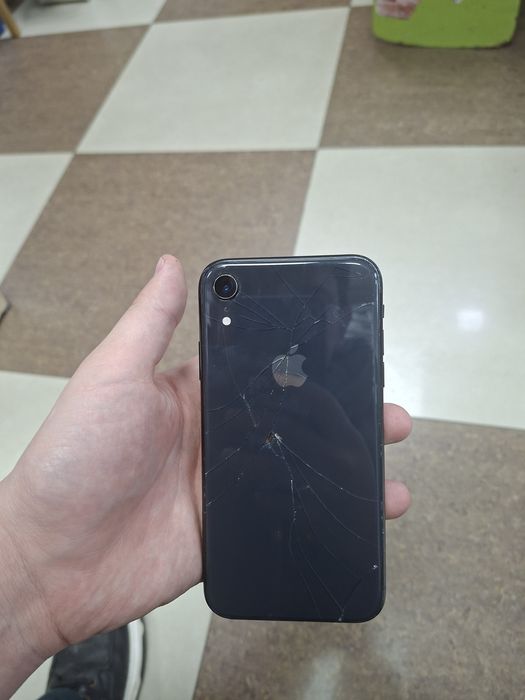 Iphone XR 64 gb.