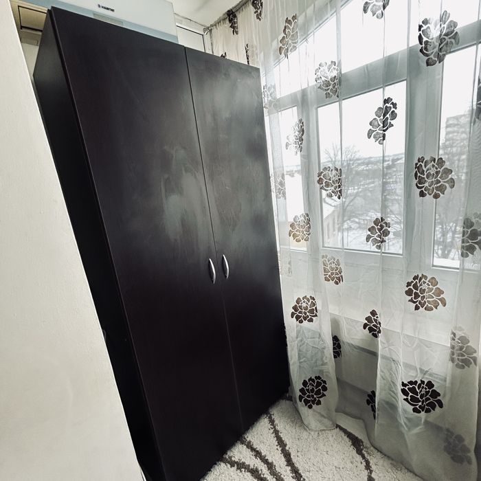 Mobilier in stare foarte buna ,îngrijit fara defecte !