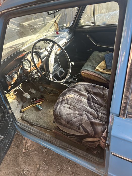 Продам ваз 2103 классика