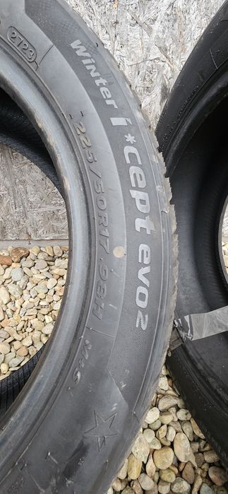 Anvelope Hankook Winter Icept Evo2 225/50 R17 98H