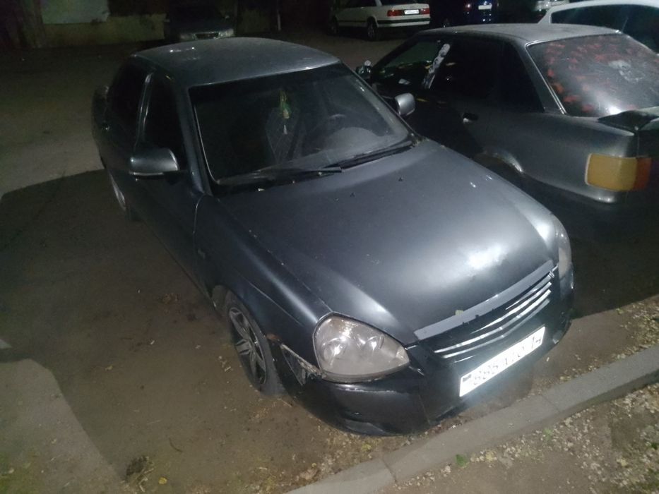 Продам приору 1 2010 года