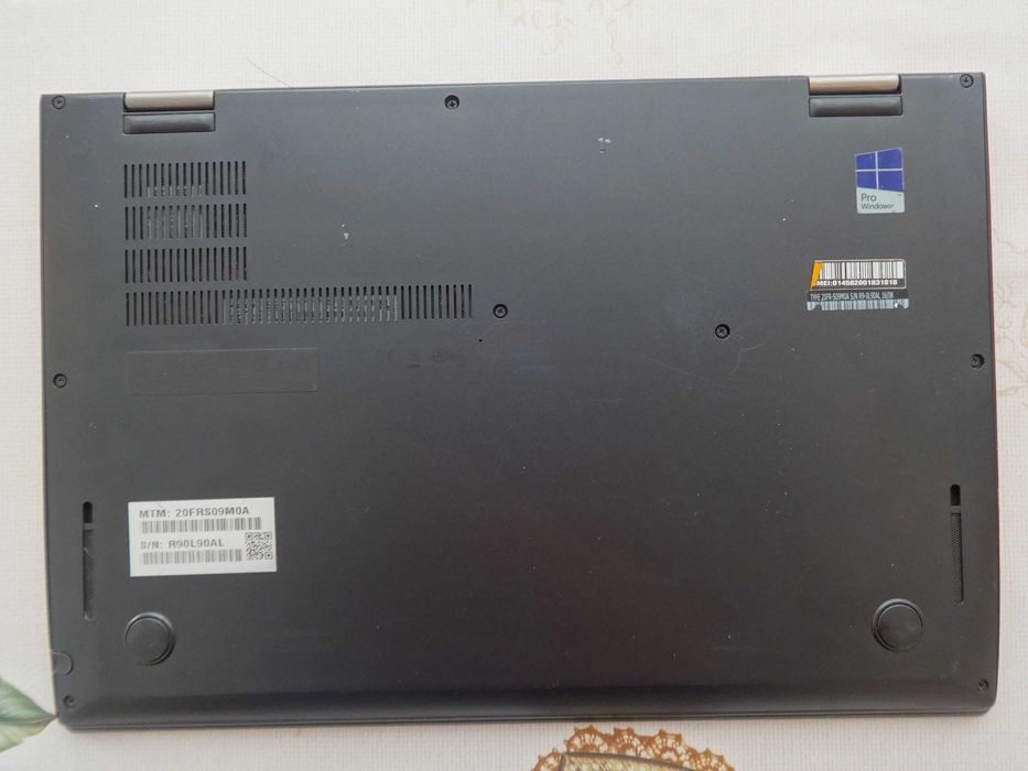 Таблет и Лаптоп 2в1 Lenovo ThinkPad X1 Yoga - 14" - i7-6600U 2.4Ghz/RAM 16GB/SSD 256GB /Windows 11 Pro