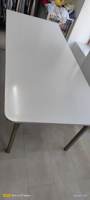 Mese reglabile cu picioare detasabile
