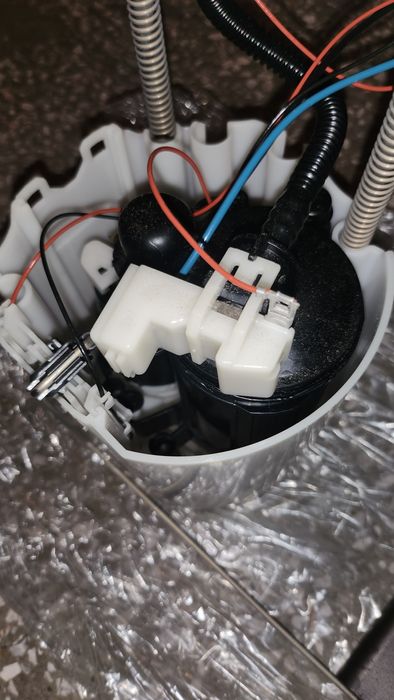 Pompa benzina Opel Insignia